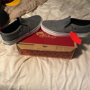 New Vans Gray Slip-on Shoe